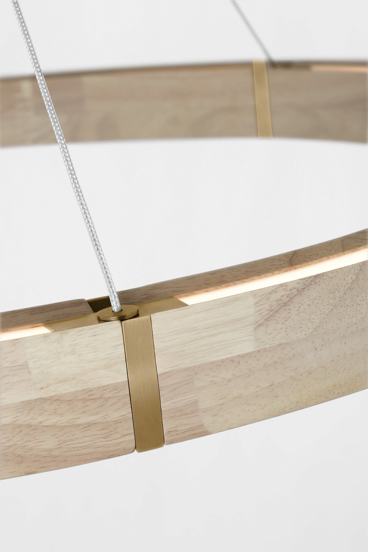 Visual Comfort Ashok 31 Chandelier – view 5