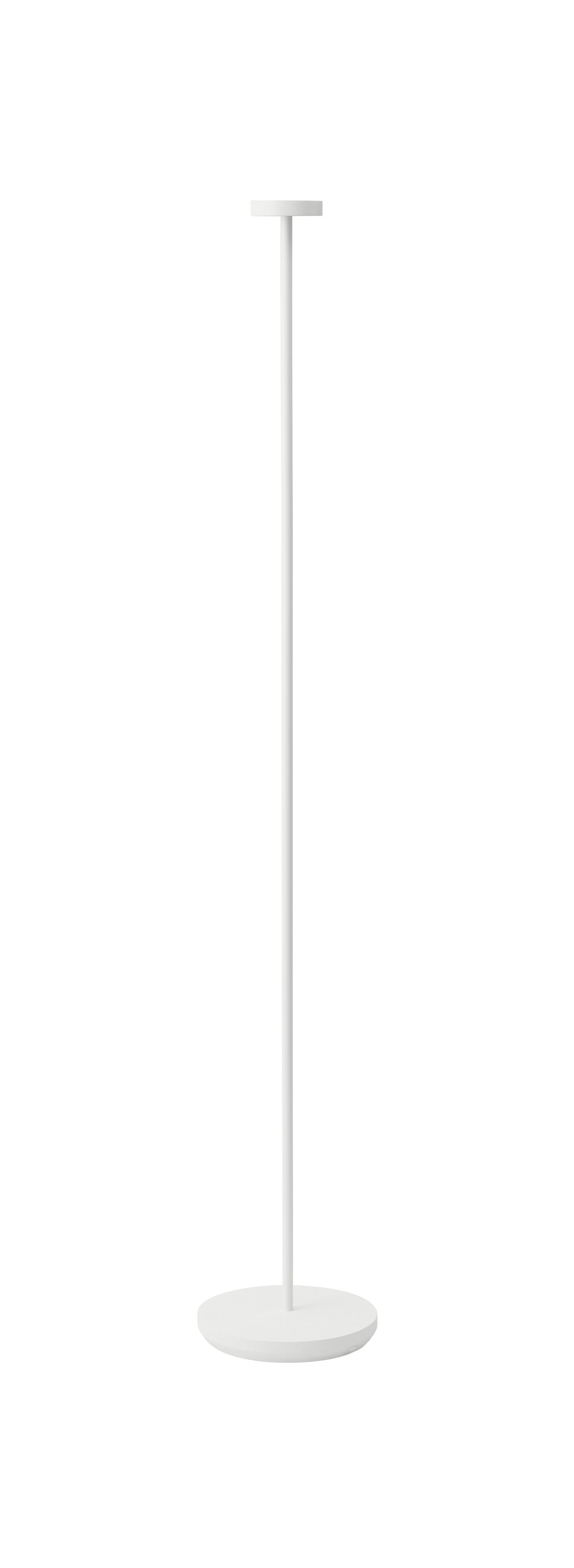 Moneta Medium floor lamp in Matte White