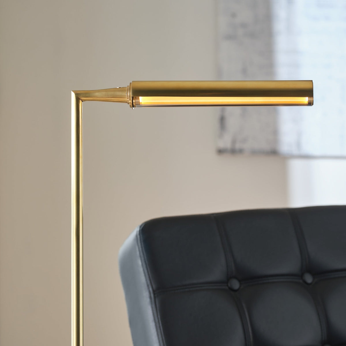 Visual Comfort Poza 41 Floor Lamp – view 2