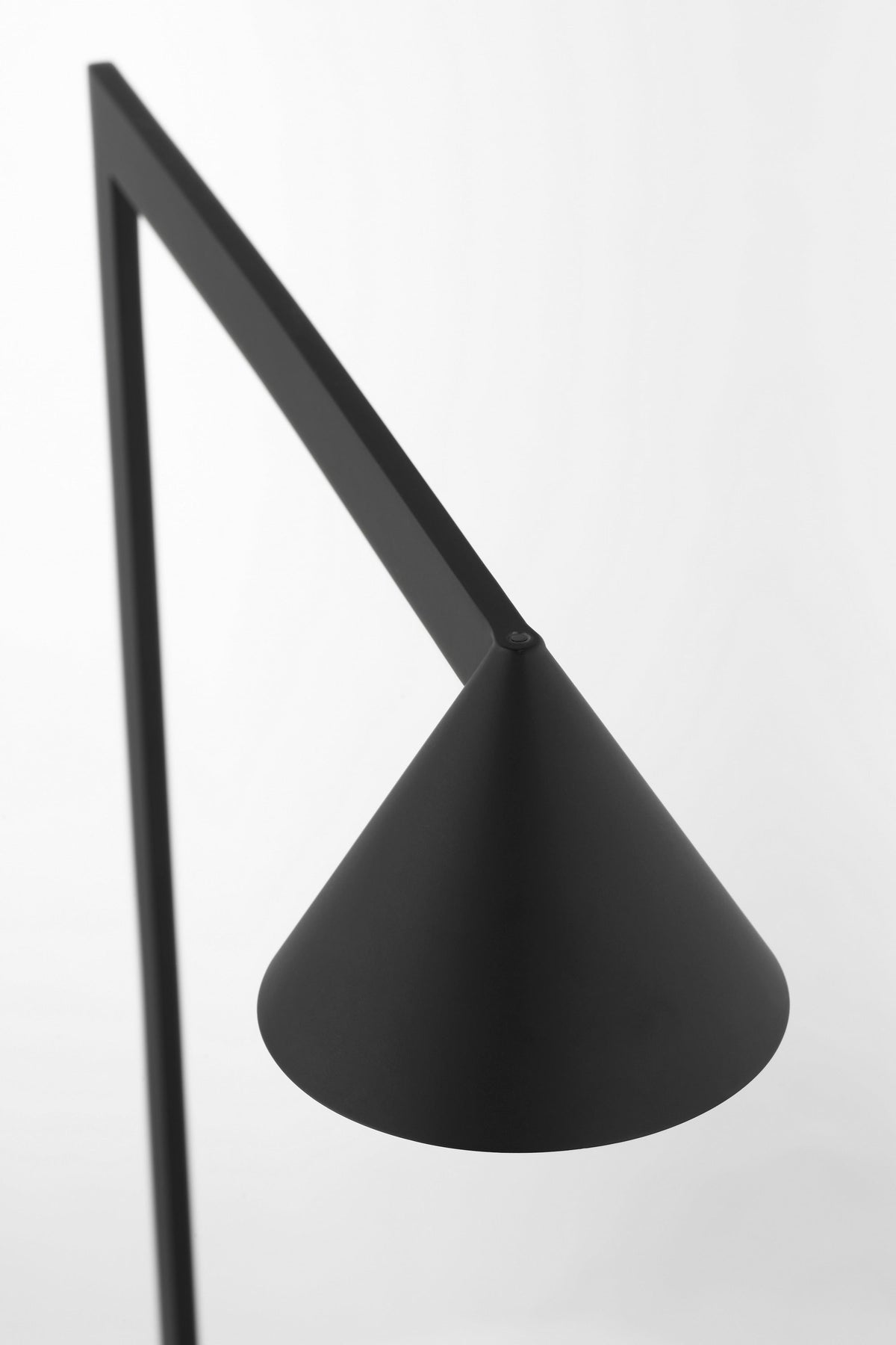 Detail of the Midrand 19 lamp