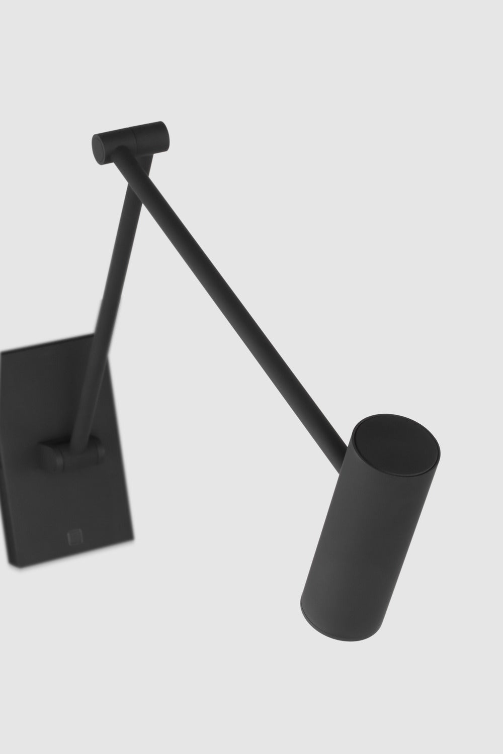 Visual Comfort Ponte Medium Task Sconce – view 2