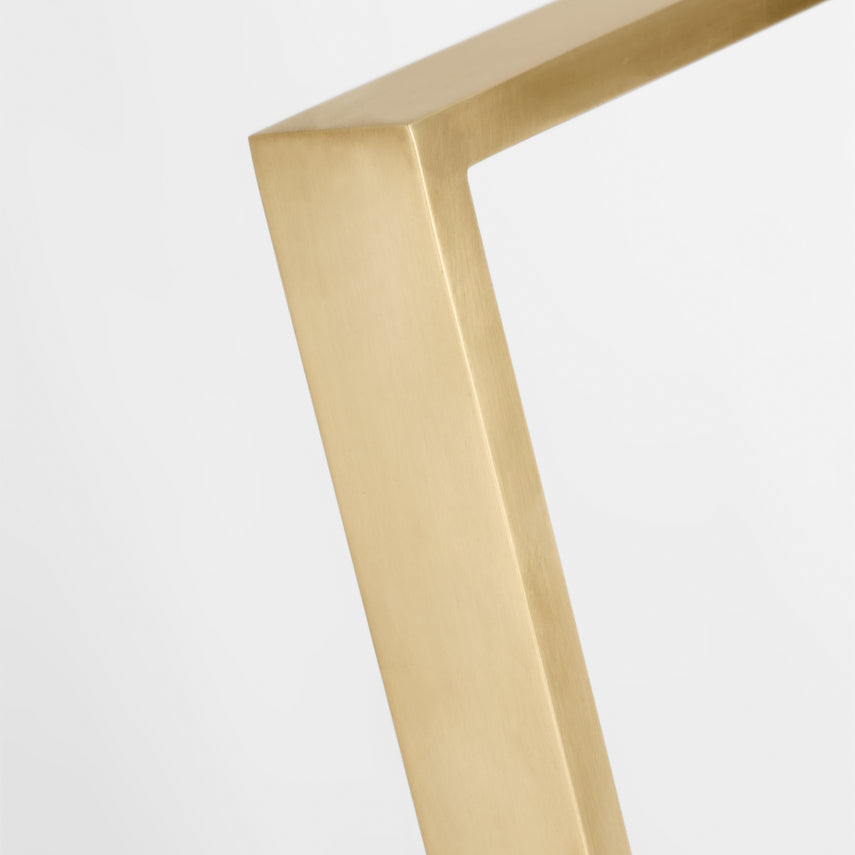 Linea 15 Alabaster Desk Lamp by Visual & Comfort & Co