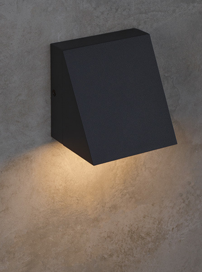 Visual Comfort Pitch Single Ip65 Outdoor Wall Light Charcoal