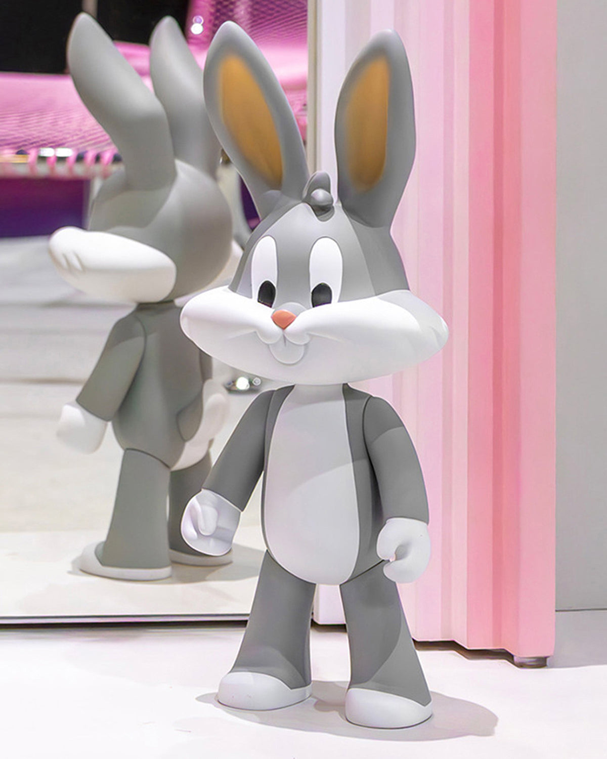Leblon Delienne Bugs Bunny Super Pop sculpture in Grey & White, 10 inch – view 6