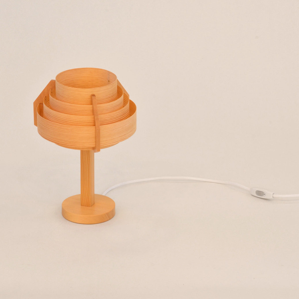 Yamagiwa Jakobsson Pine Table Lamp, Small, photo 3 (image 3 of 8)