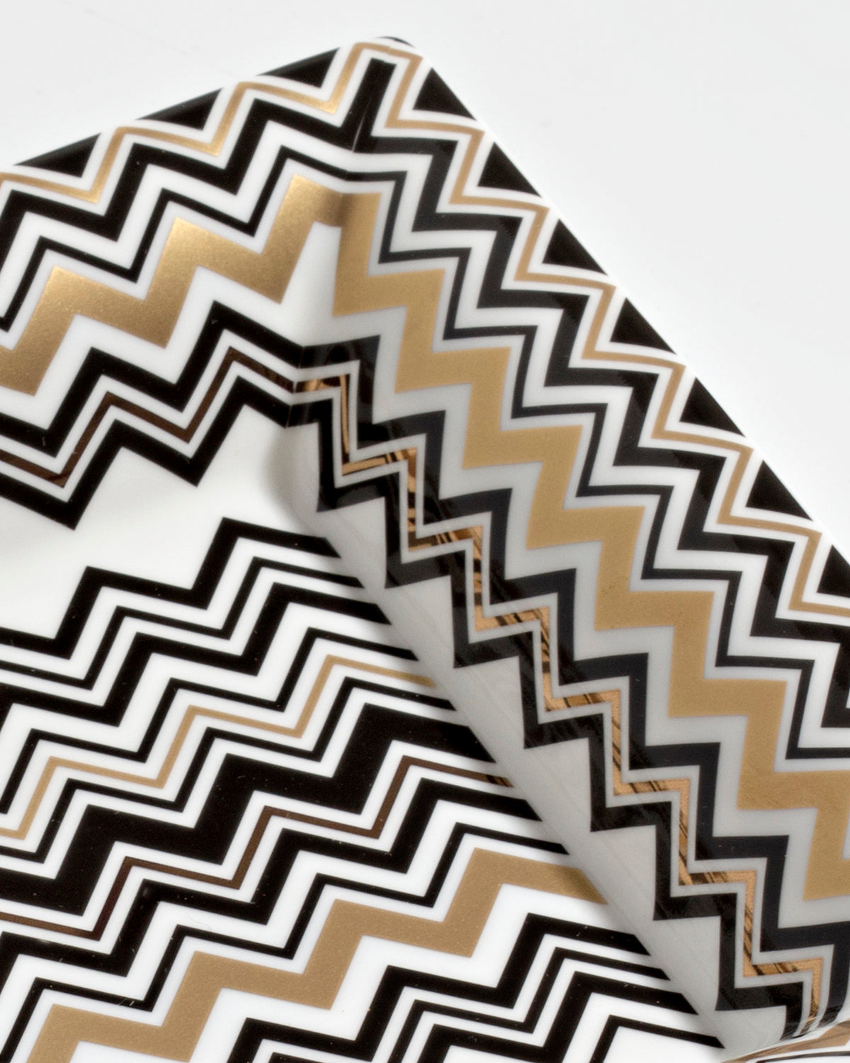 Missoni Home Zig Zag Gold rectangular tray – photo 4