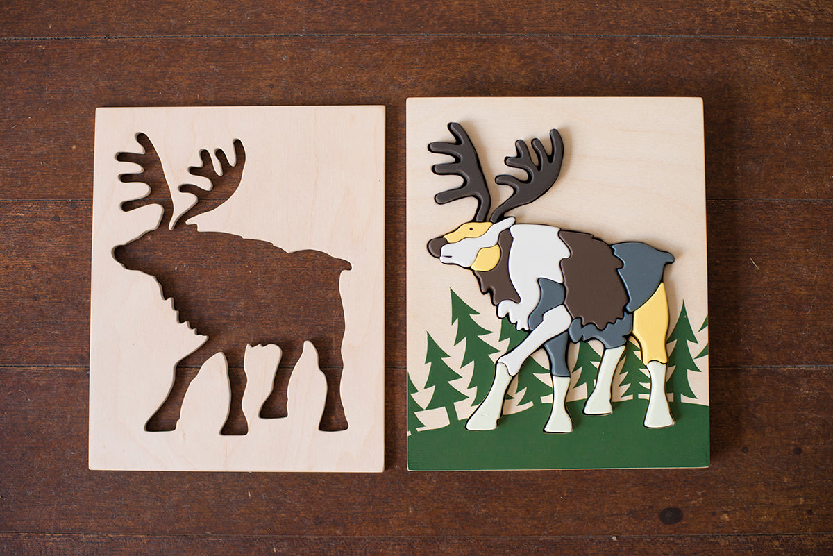 Eguchi Toys Reindeer Puzzle – reindeer puzzle and frame on a wooden table