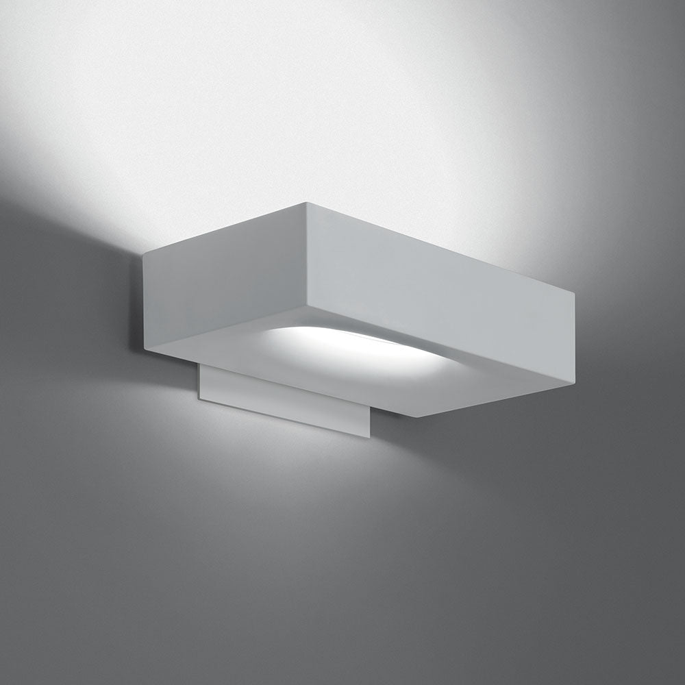 Artemide Melete 2700K LED wall light in white