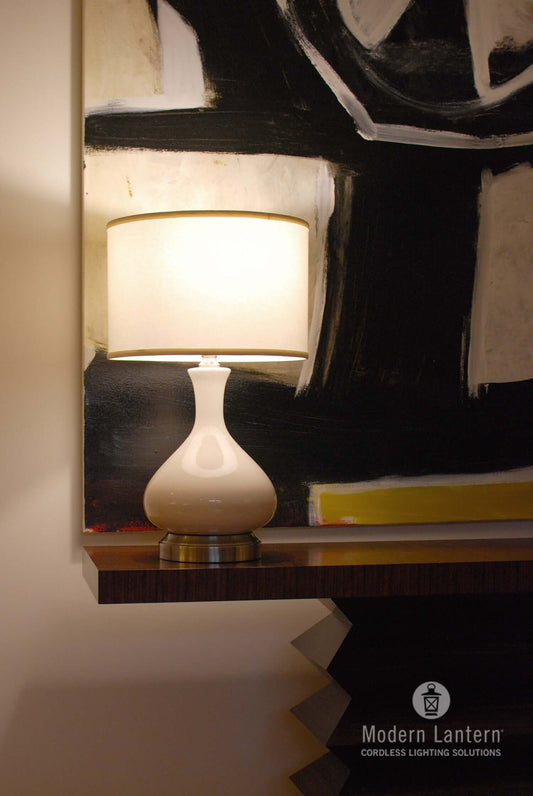 Modern Lantern Bartlett cordless lamp in Ivory on Brushed Nickel