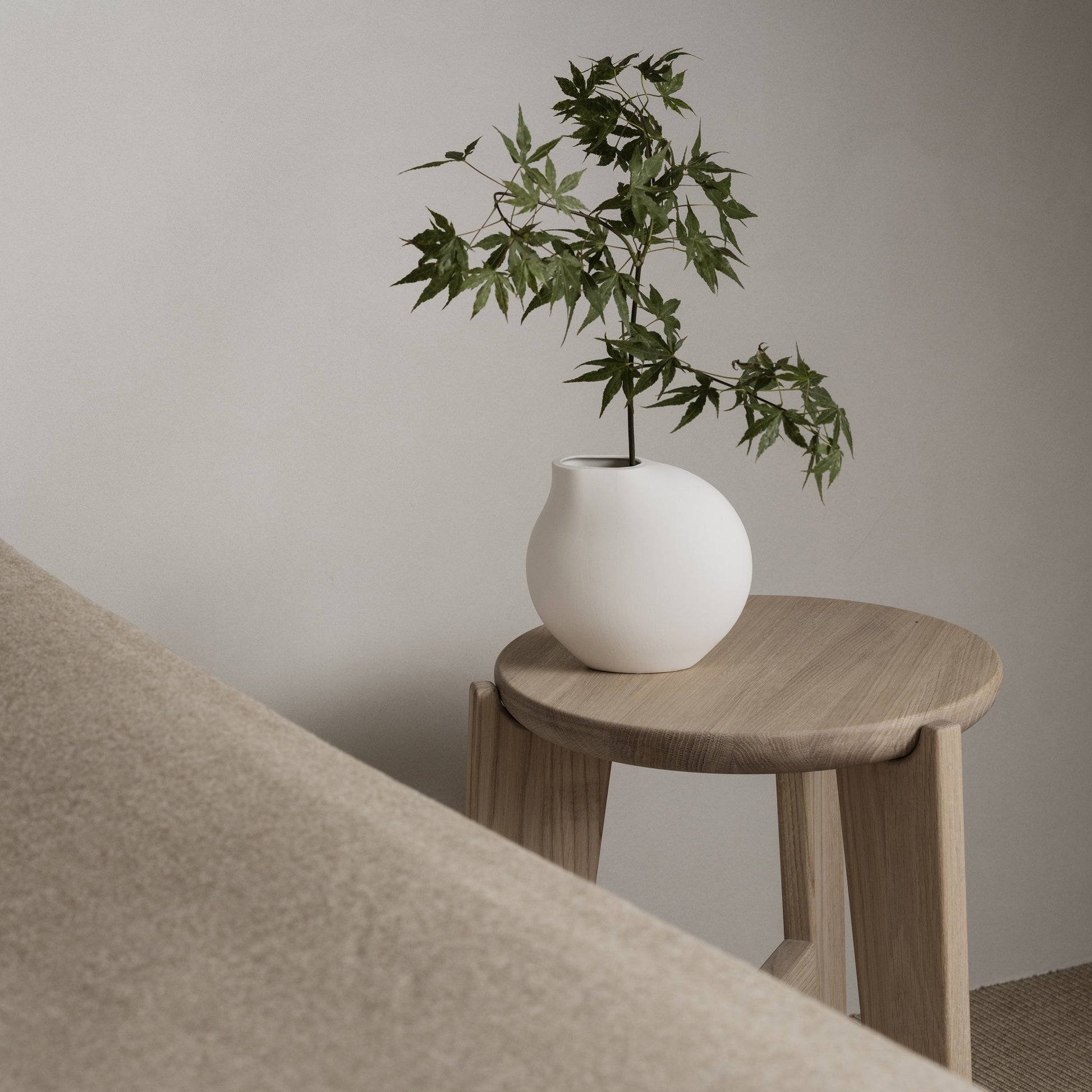 blomus Eli Oak Stool