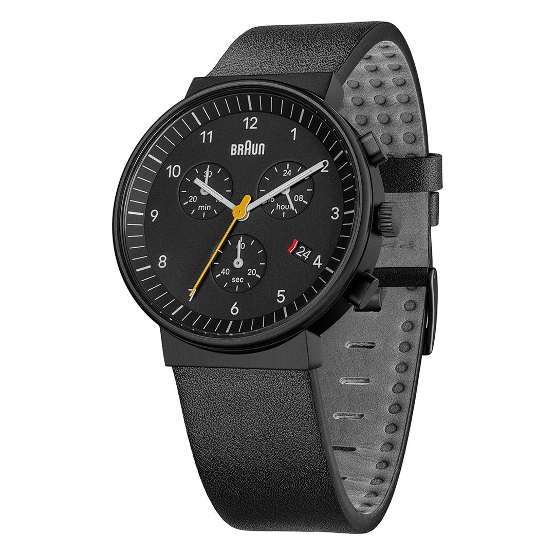 Braun BN0035 Classic Chronograph – All Black – angled view