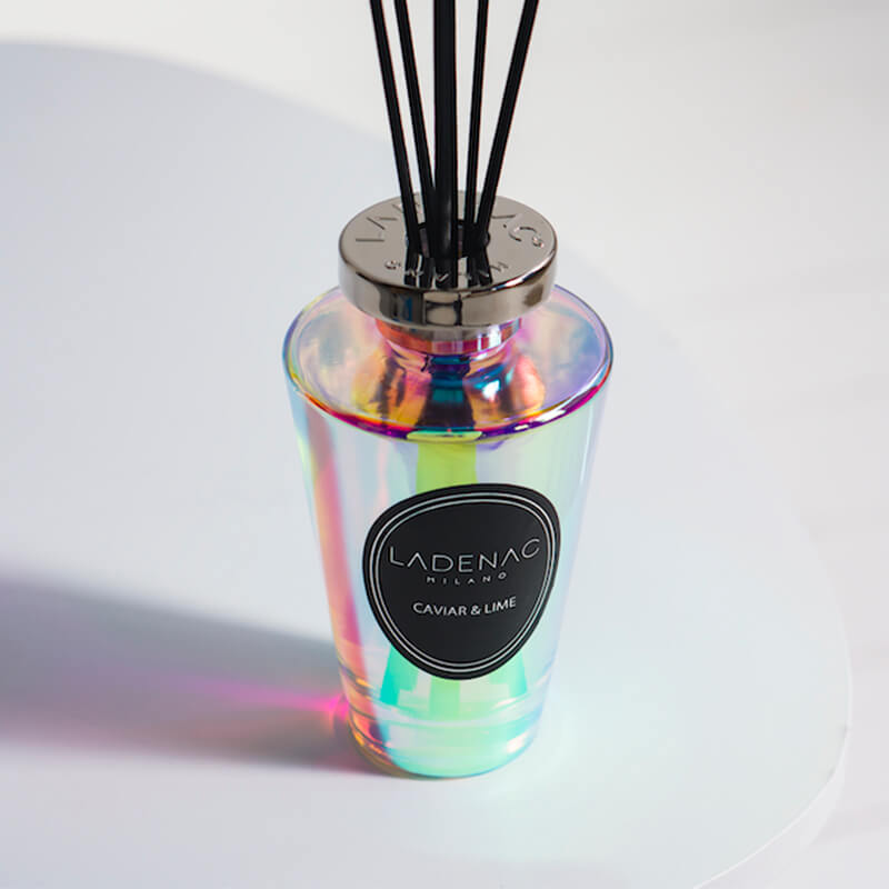 Urban Senses reed diffuser 200 ml by Ladenac Milano, Caviar Lime iridescent bottle with reeds