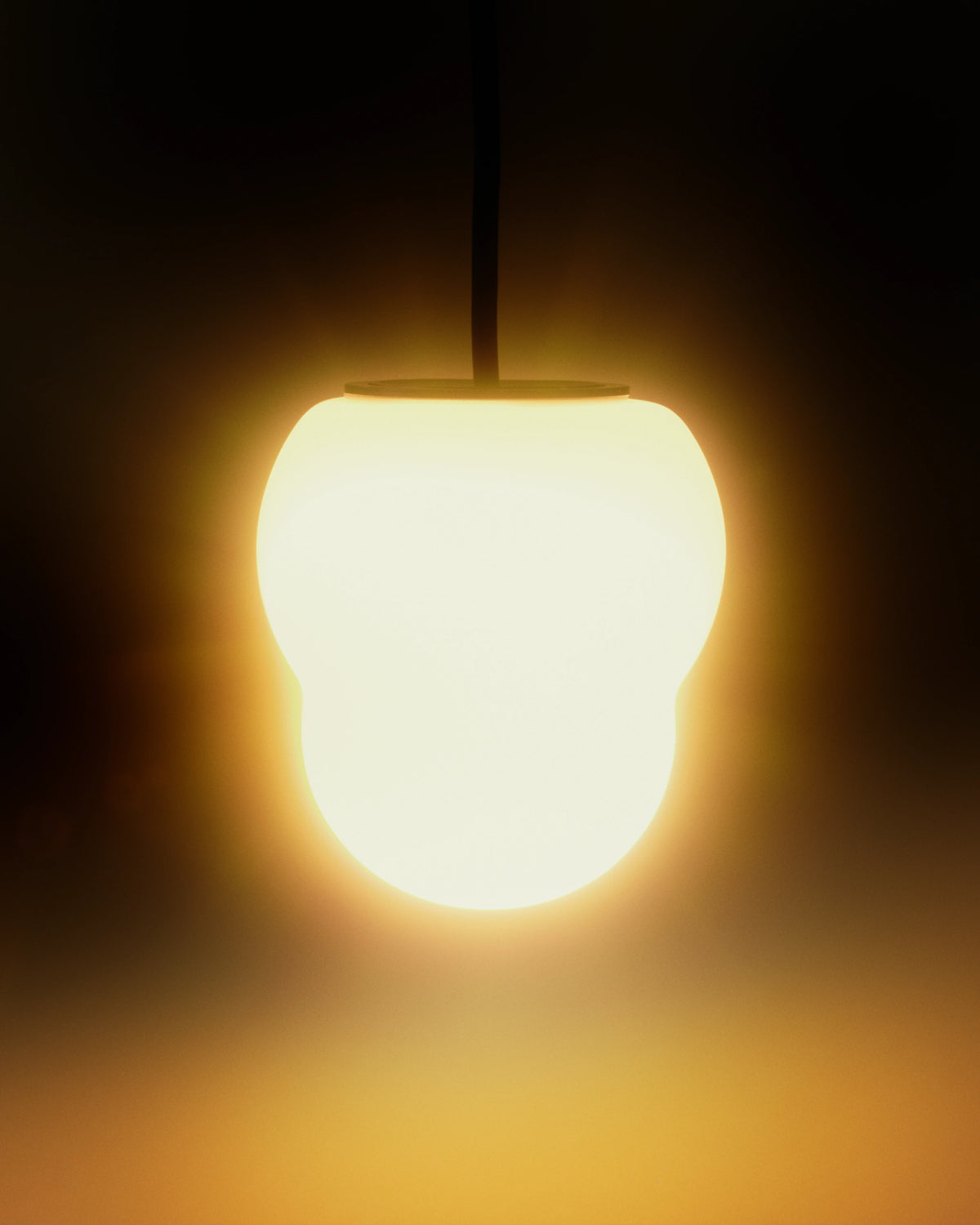 Pholc Fall opal glass pendant by John Astbury – Opal, studio view (6)