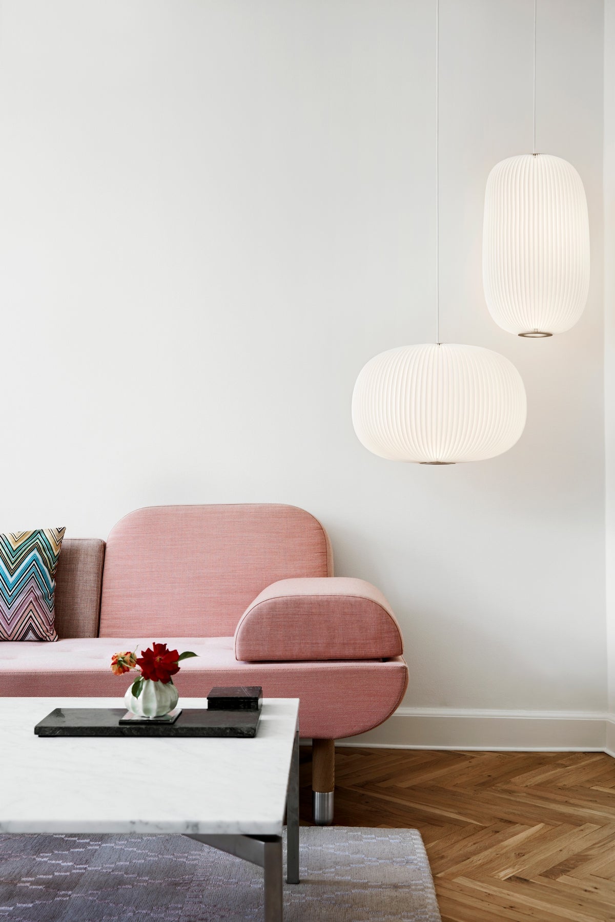 Lamella 2 Pendant styled in a room by Le Klint (3)