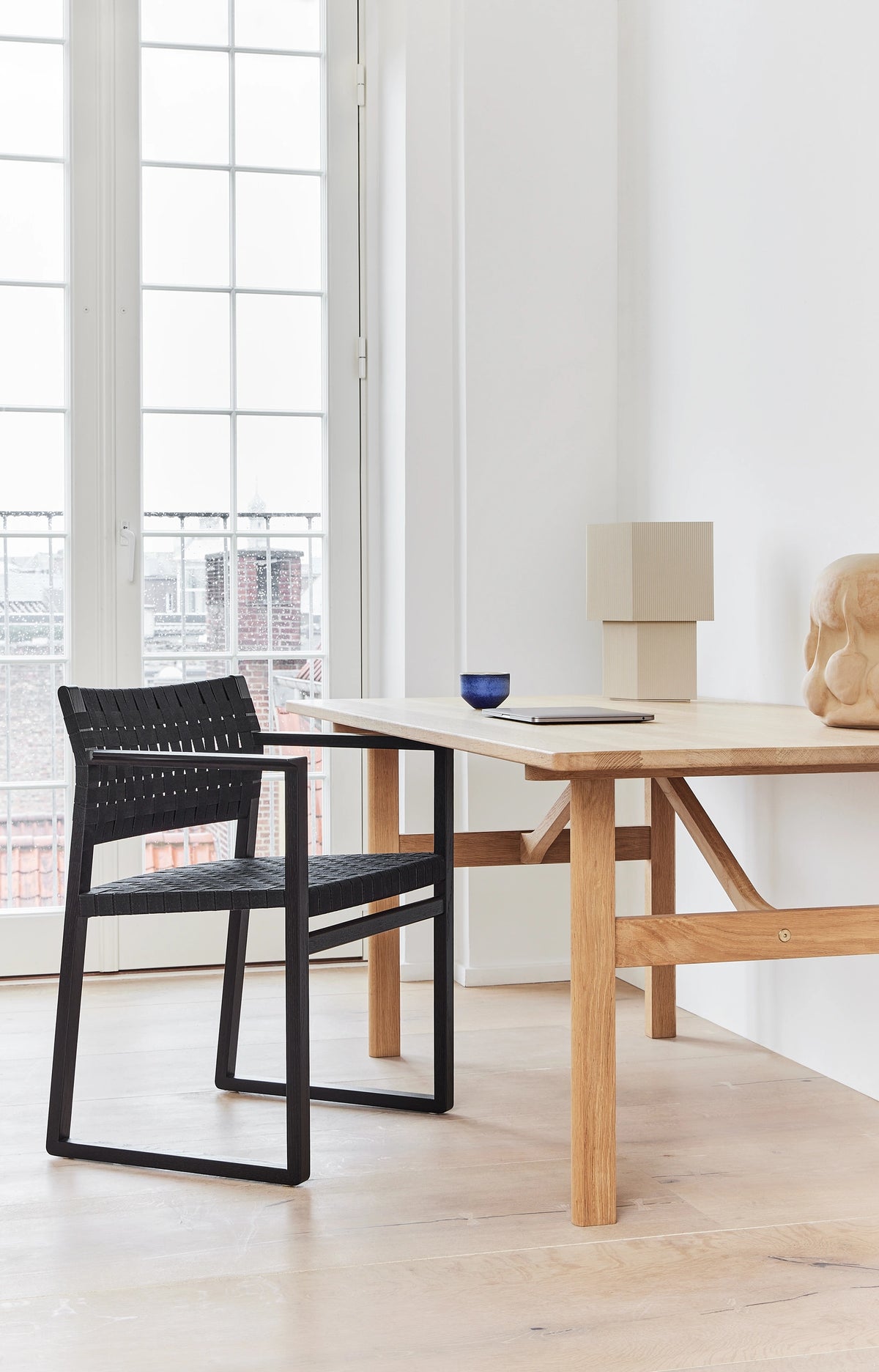 Pholc Romb table lamp by Broberg & Ridderstråle – Romb 36 (14.2 in) Cotton, in a Pholc reference project