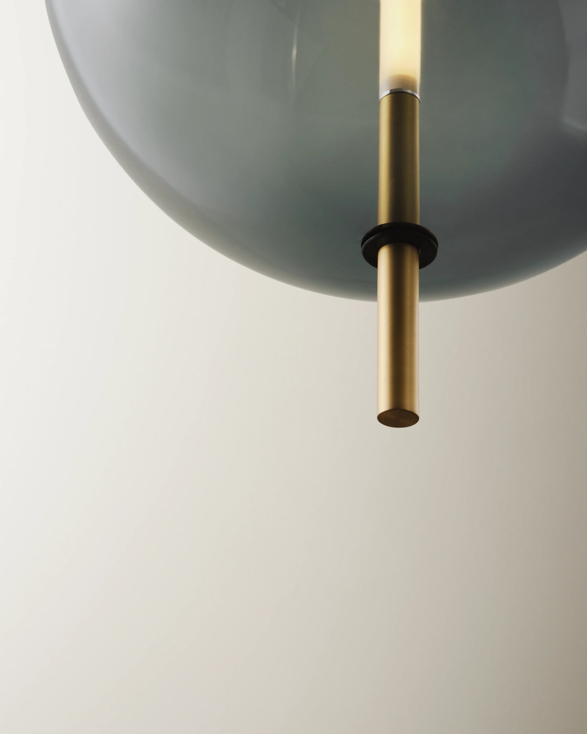 Pholc Kandinsky smoked glass pendant by Broberg & Ridderstråle – Kandinsky 30 (11.8 in) Smoked Grey and Brass, studio view (3)