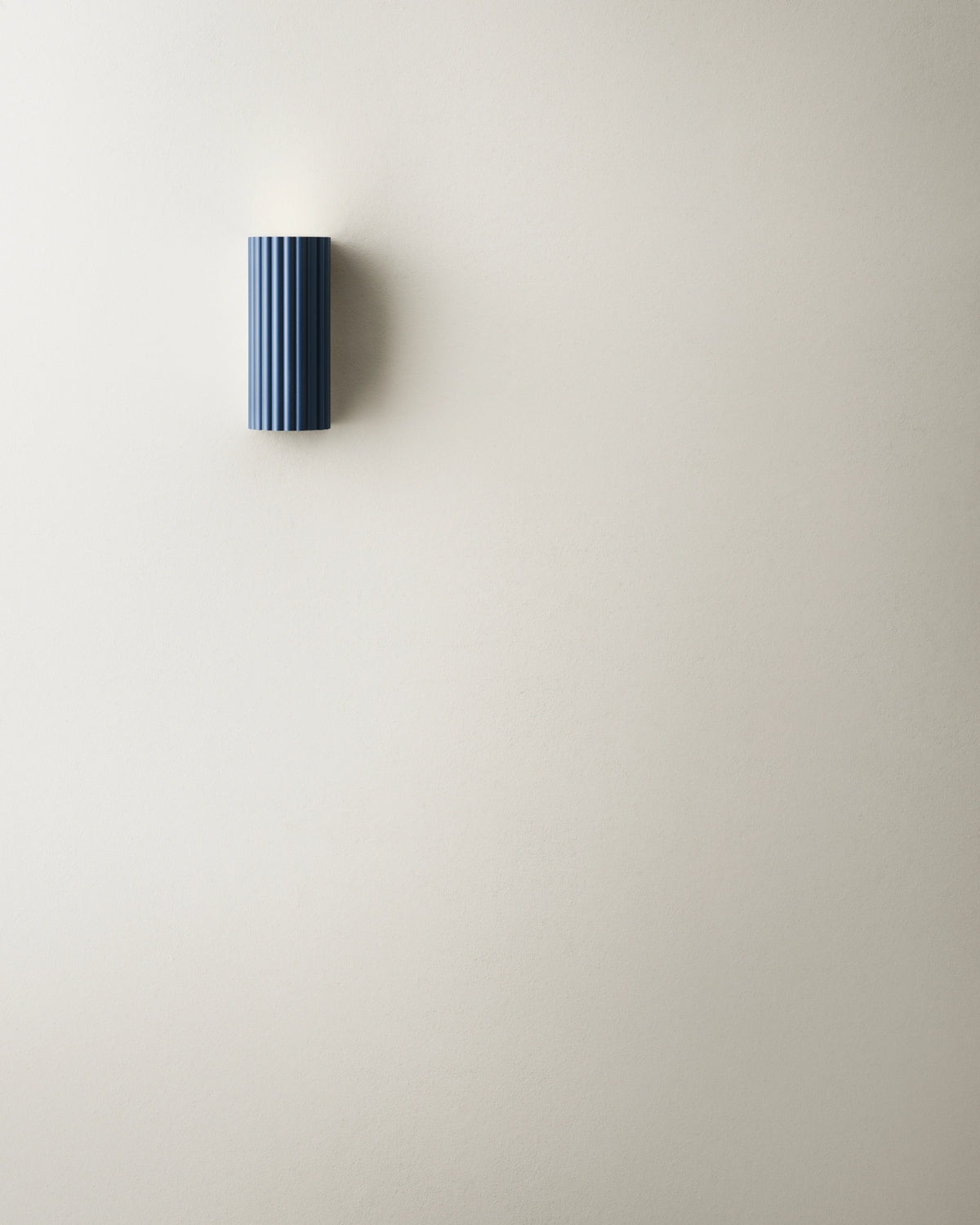 Pholc Donna wall light by Nina Jobs and Stina Sandwall – Midnight Blue, studio view (2)