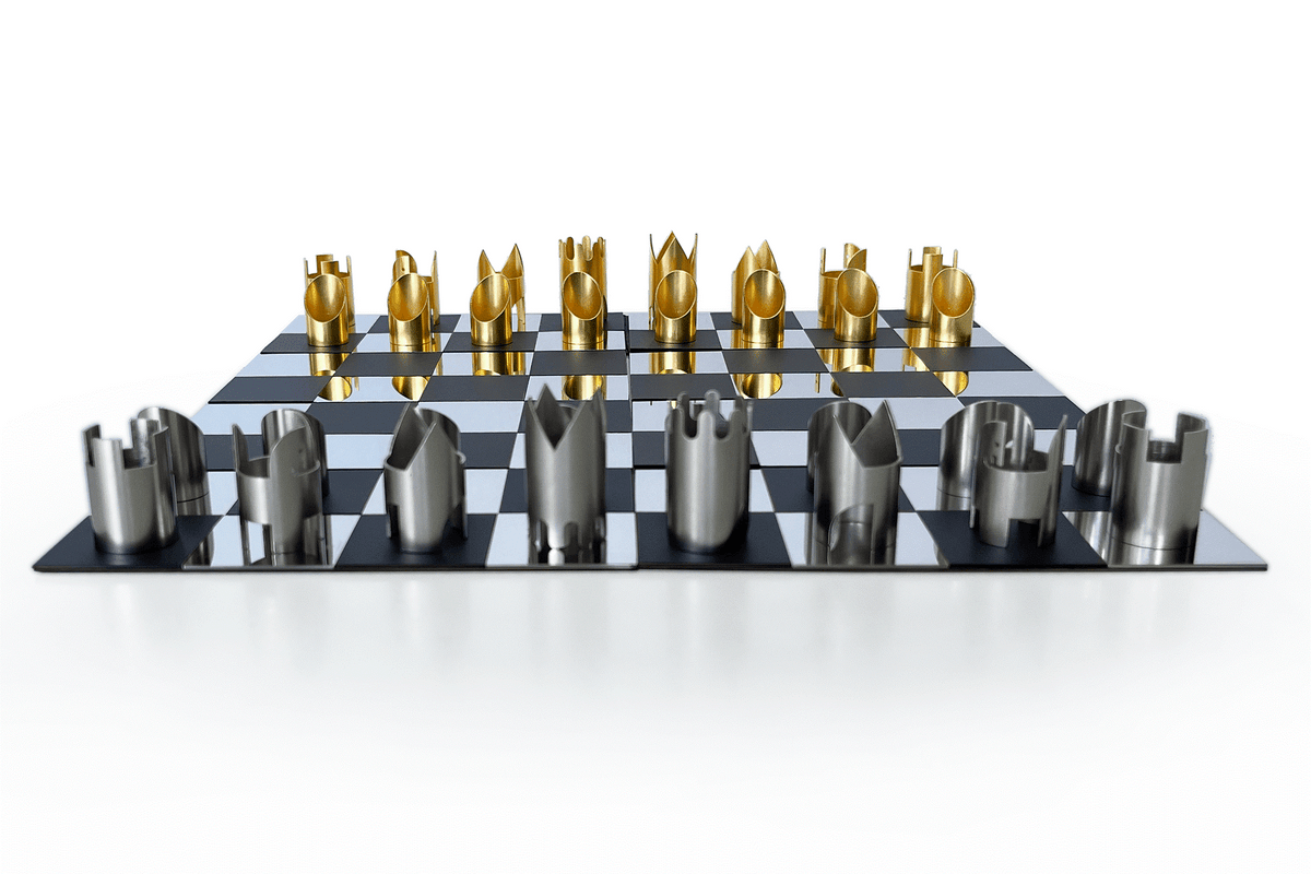 Cy Endfield travel chess set opened with all pieces standing