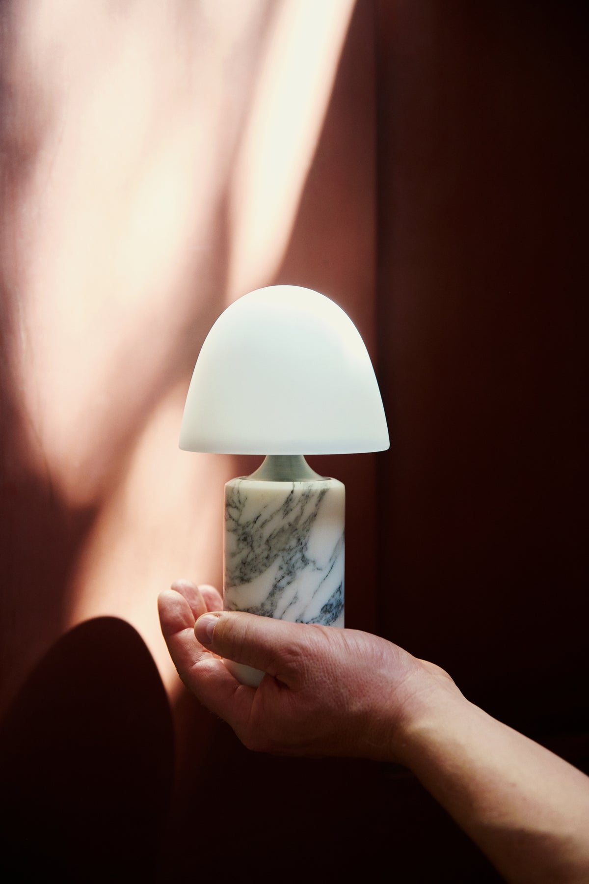 Fuse Portable Lamp, shown in an interior (72)