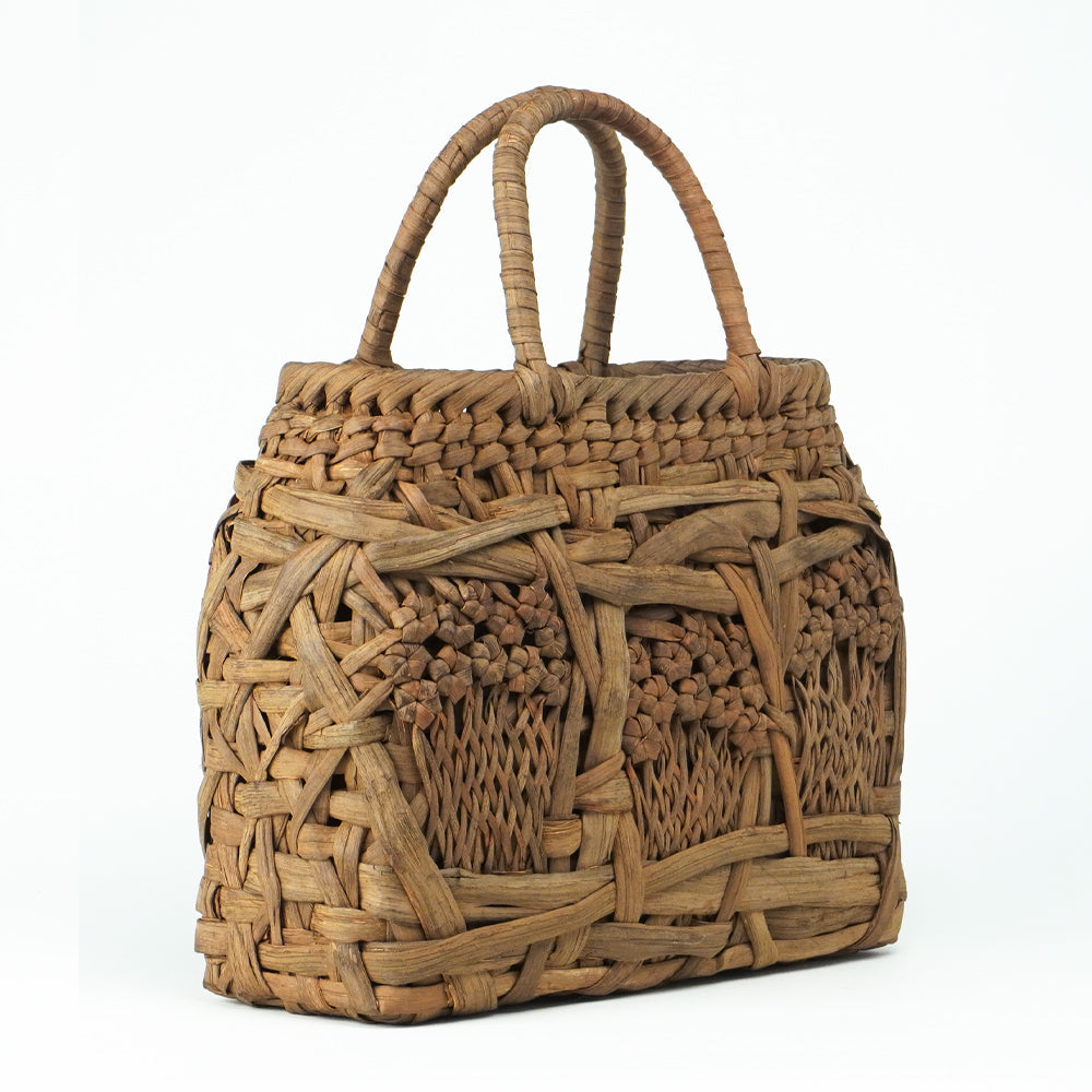 Yama-Biko Koji Wild Grape Vine Basket Bag – three-quarter view