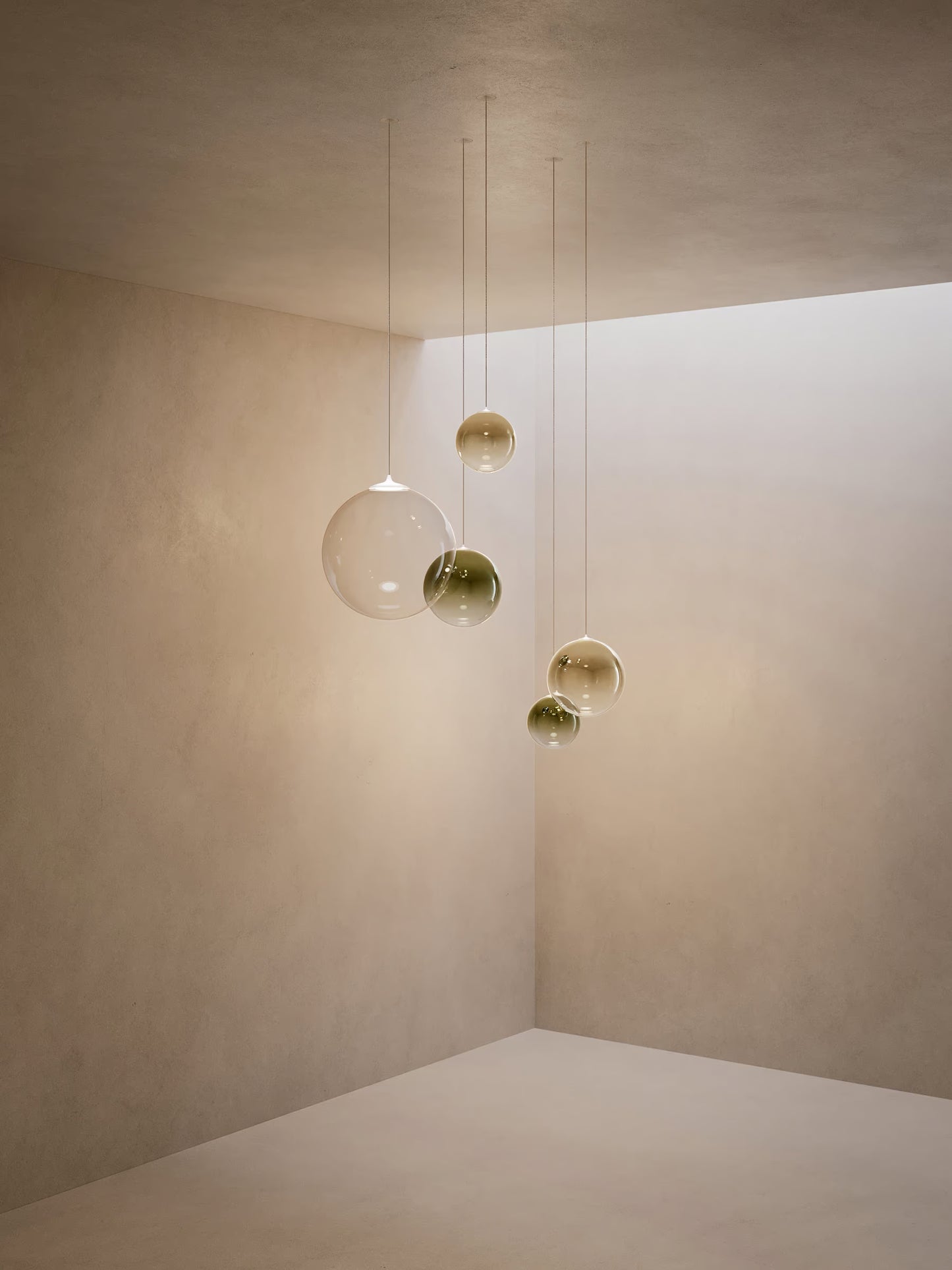 Lodes Random Solo glass globe LED pendant light handcrafted in Italy