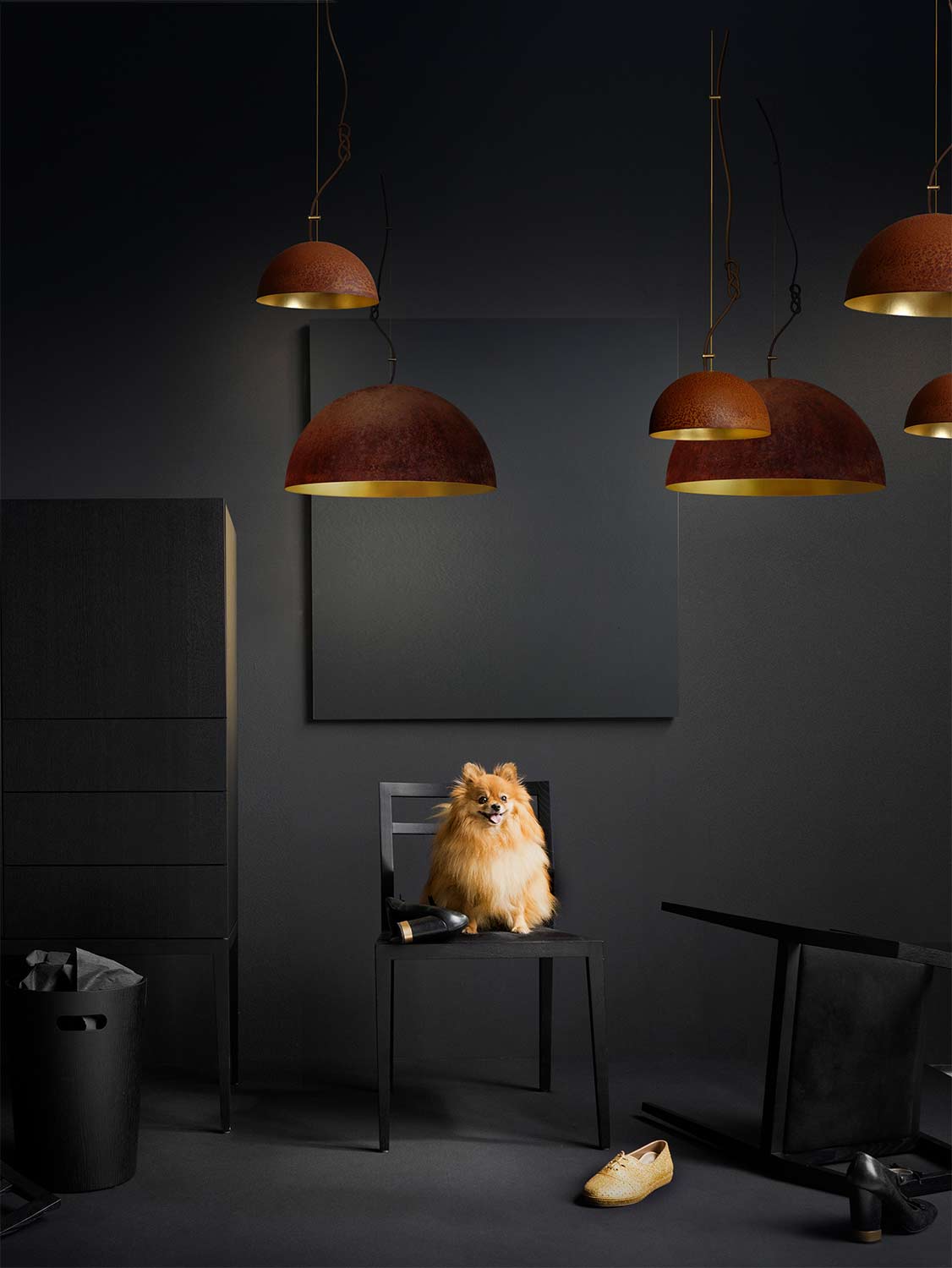 Mammalampa The Queen small pendant in Rust and Gold – styled in a room