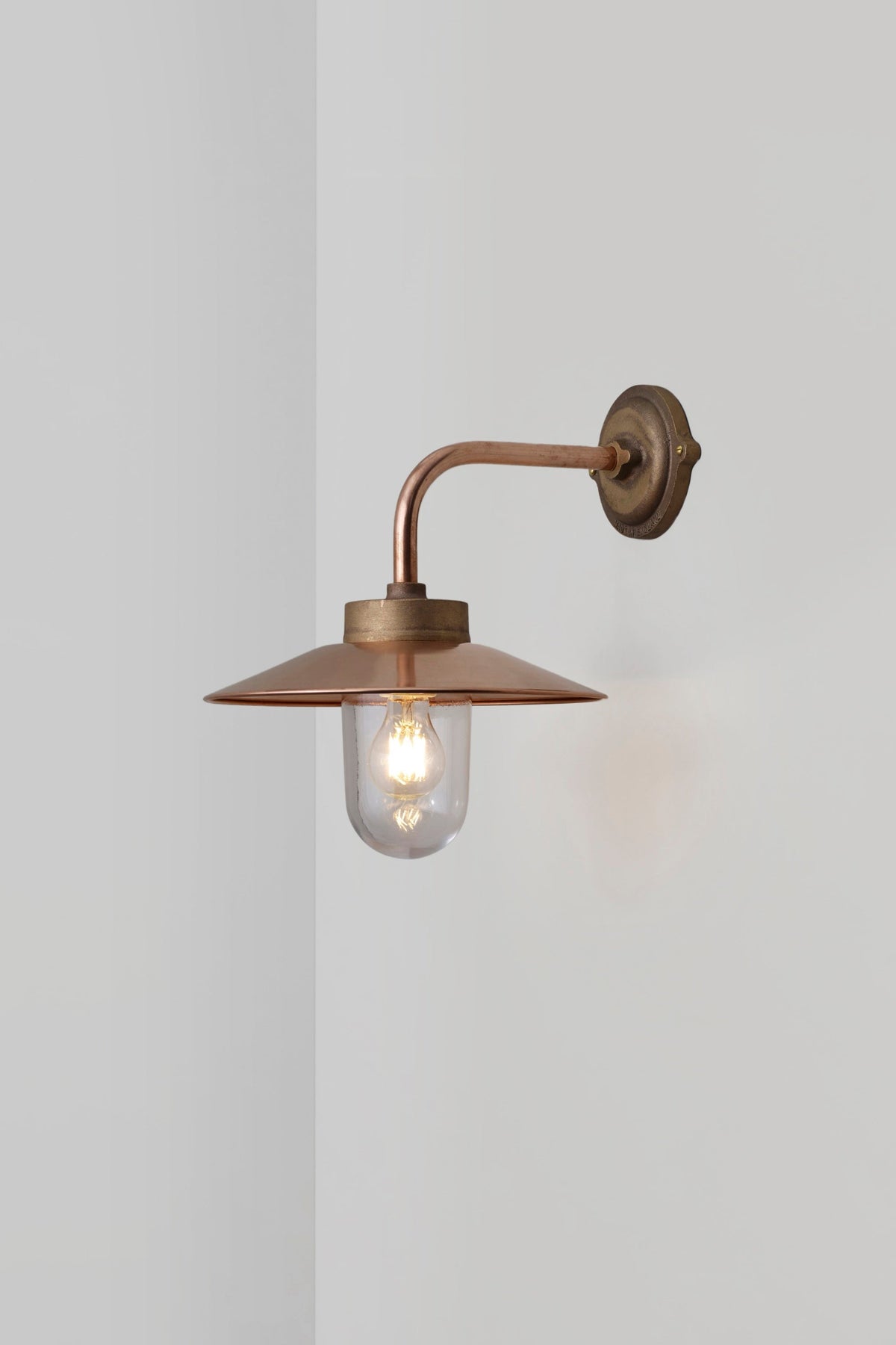 Exterior Bracket Light, Right Angle by Original BTC (photo 6)
