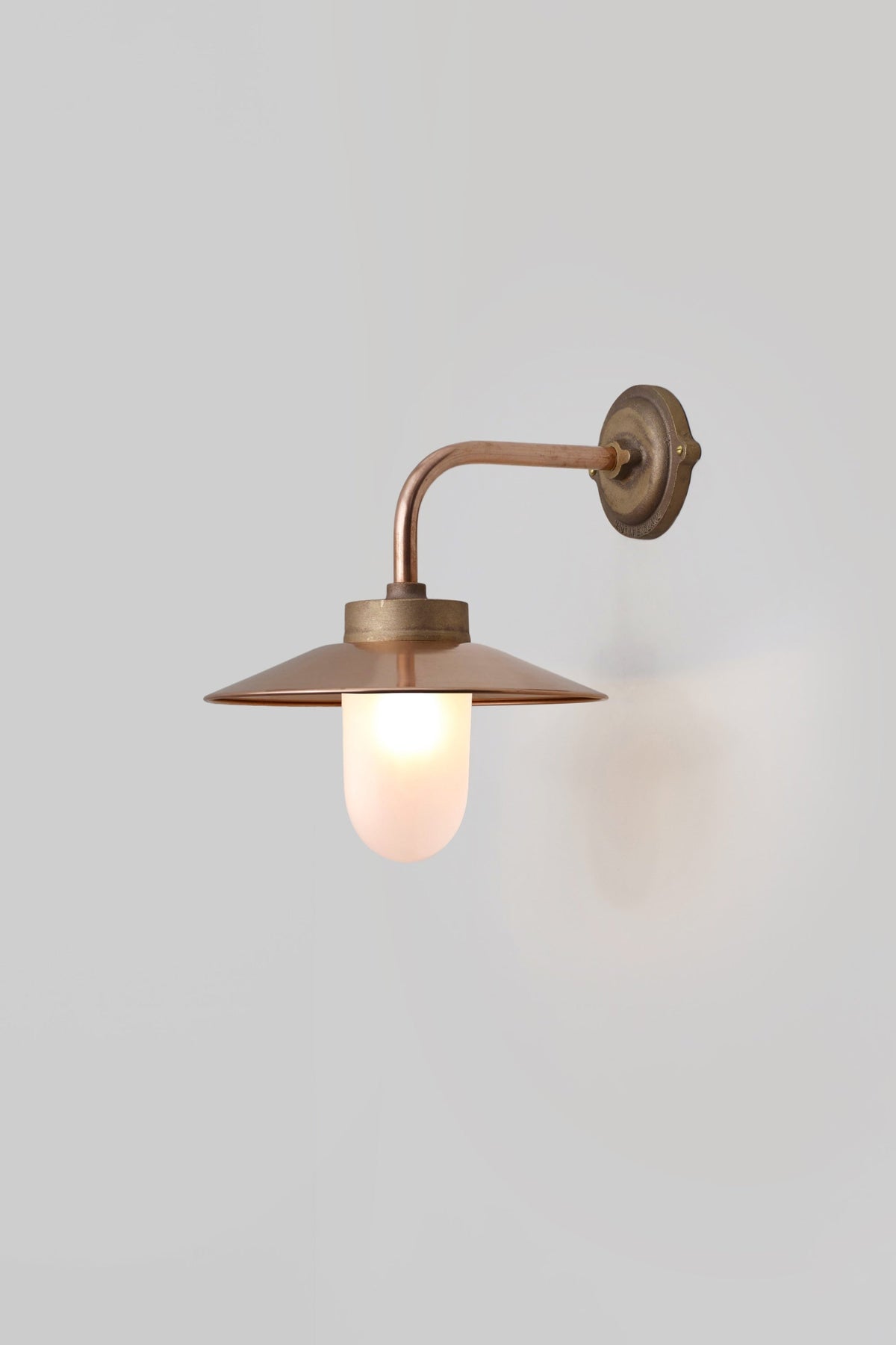 Exterior Bracket Light, Right Angle by Original BTC (photo 5)