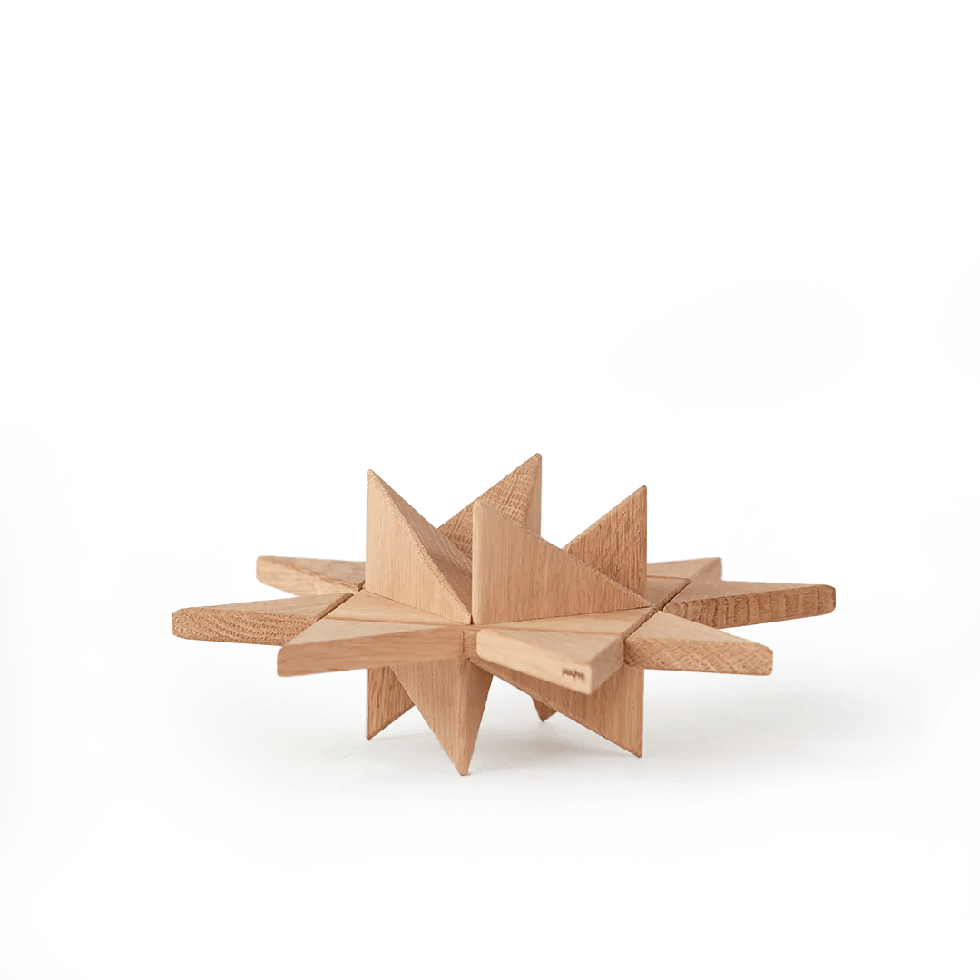 Boyhood Fröbel Star, Table wooden star in oak, photo 2 (image 1)