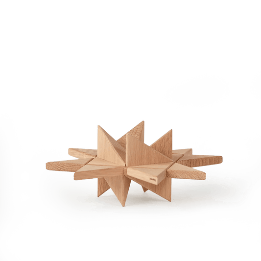 Boyhood Fröbel Star, Table wooden star in oak, photo 2 (image 1)
