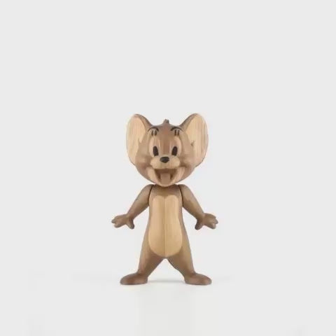 Boyhood Tom & Jerry Jerry Wooden Figure – video from Boyhood