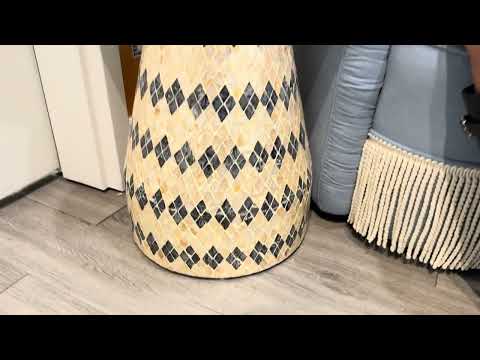 Video: Halio Shell Side Table