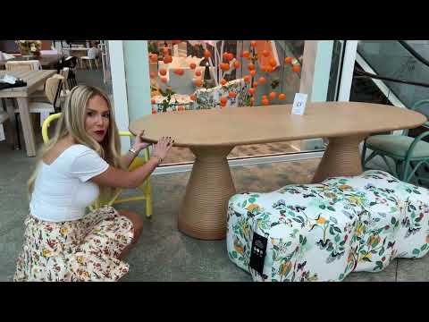 Video: Fassa TerracottaIndoor / Outdoor 87" Oval Dining Table