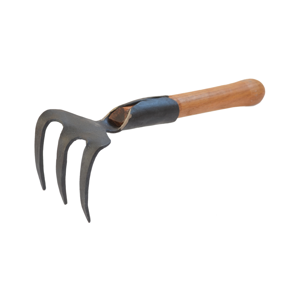 Master Shin's Anvil #70 Hand Cultivator, 3-Tine (photo 2 of 6)