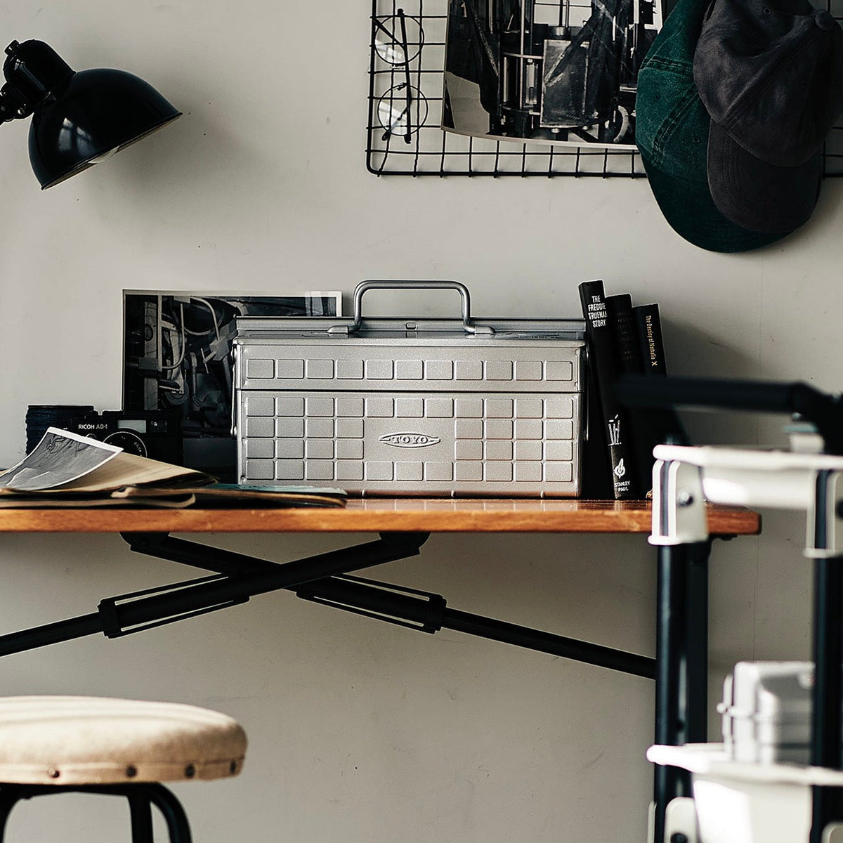 Toyo Steel ST-350 Two-Level Cantilever Toolbox – Silver in use