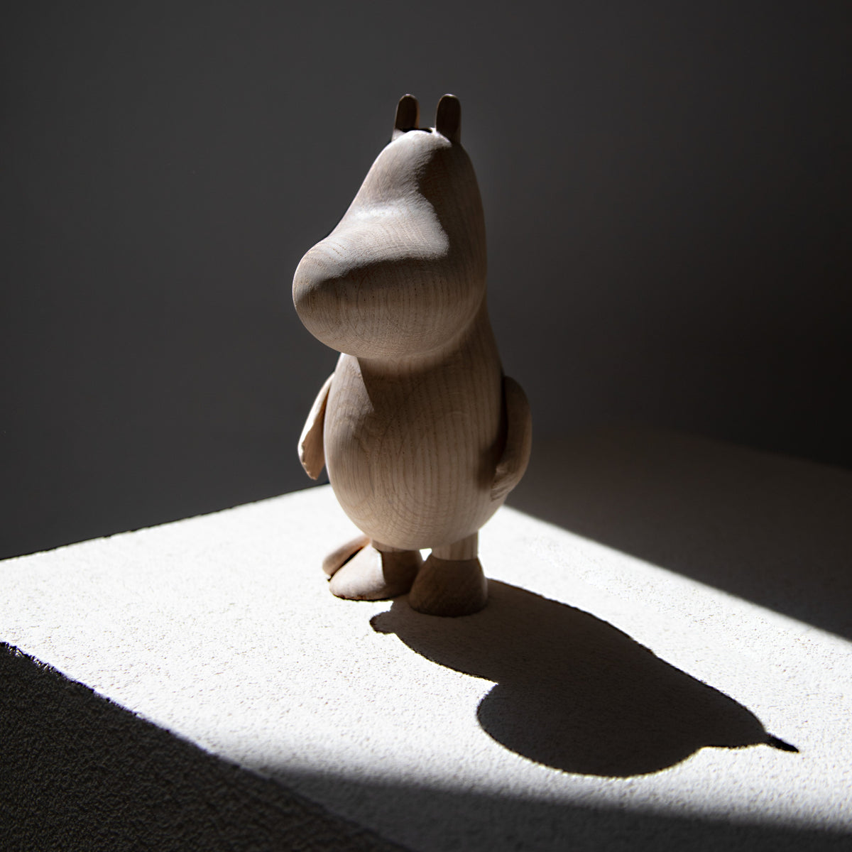 Boyhood Moomintroll wooden figure in oak, view 10 (image 10)