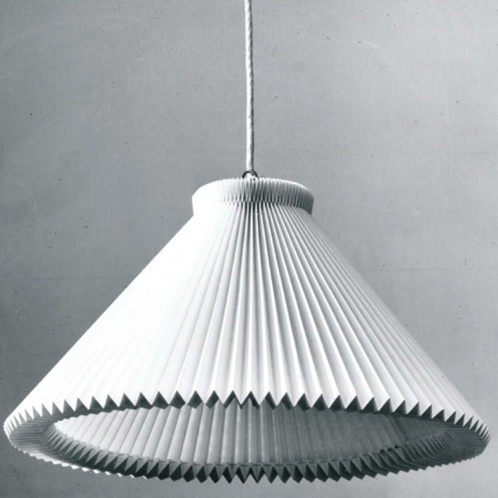130 Pendant with Brass Fittings by Le Klint, pleat detail (photo 9)