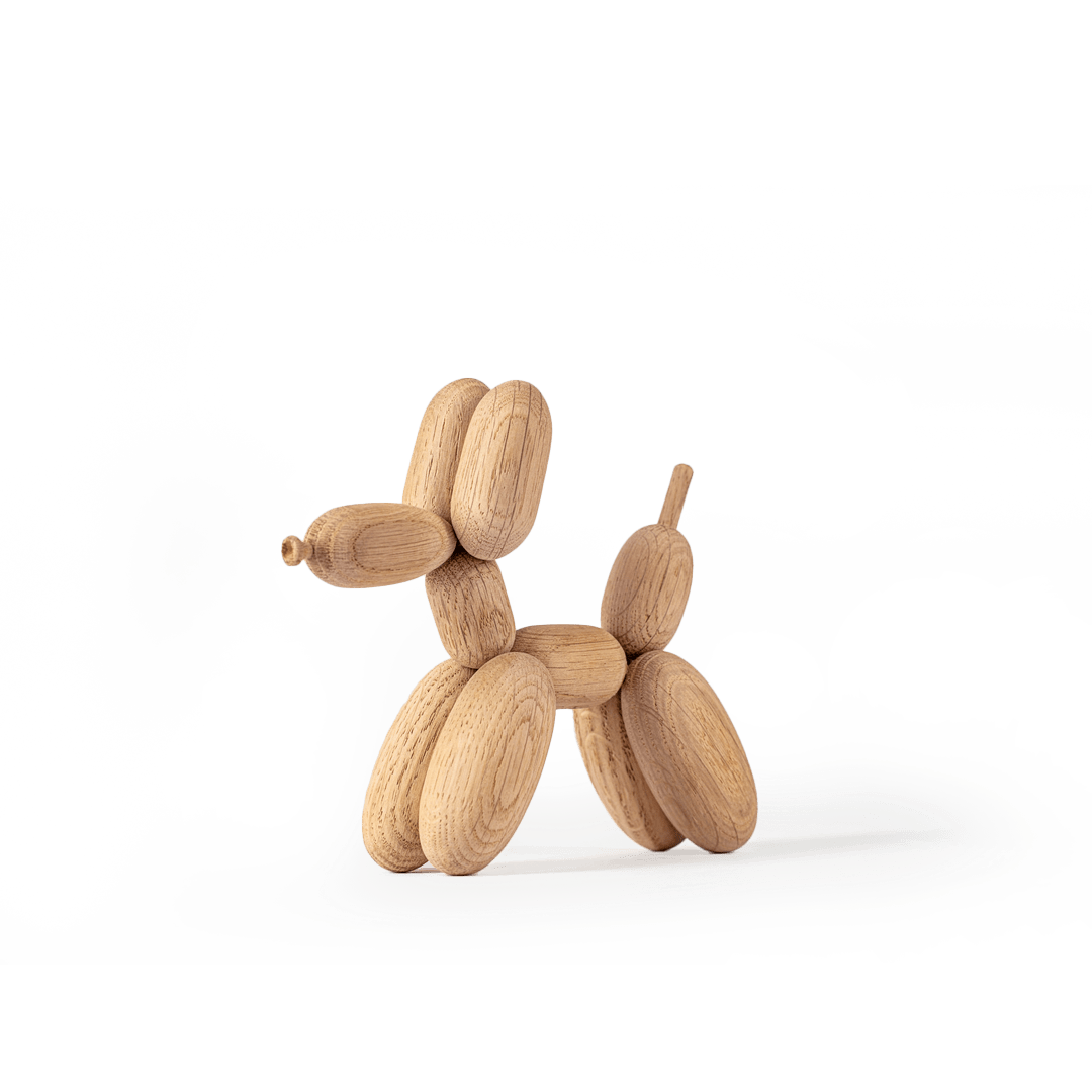Boyhood Ballon d’Og wooden figure in oak, Small (image 14)