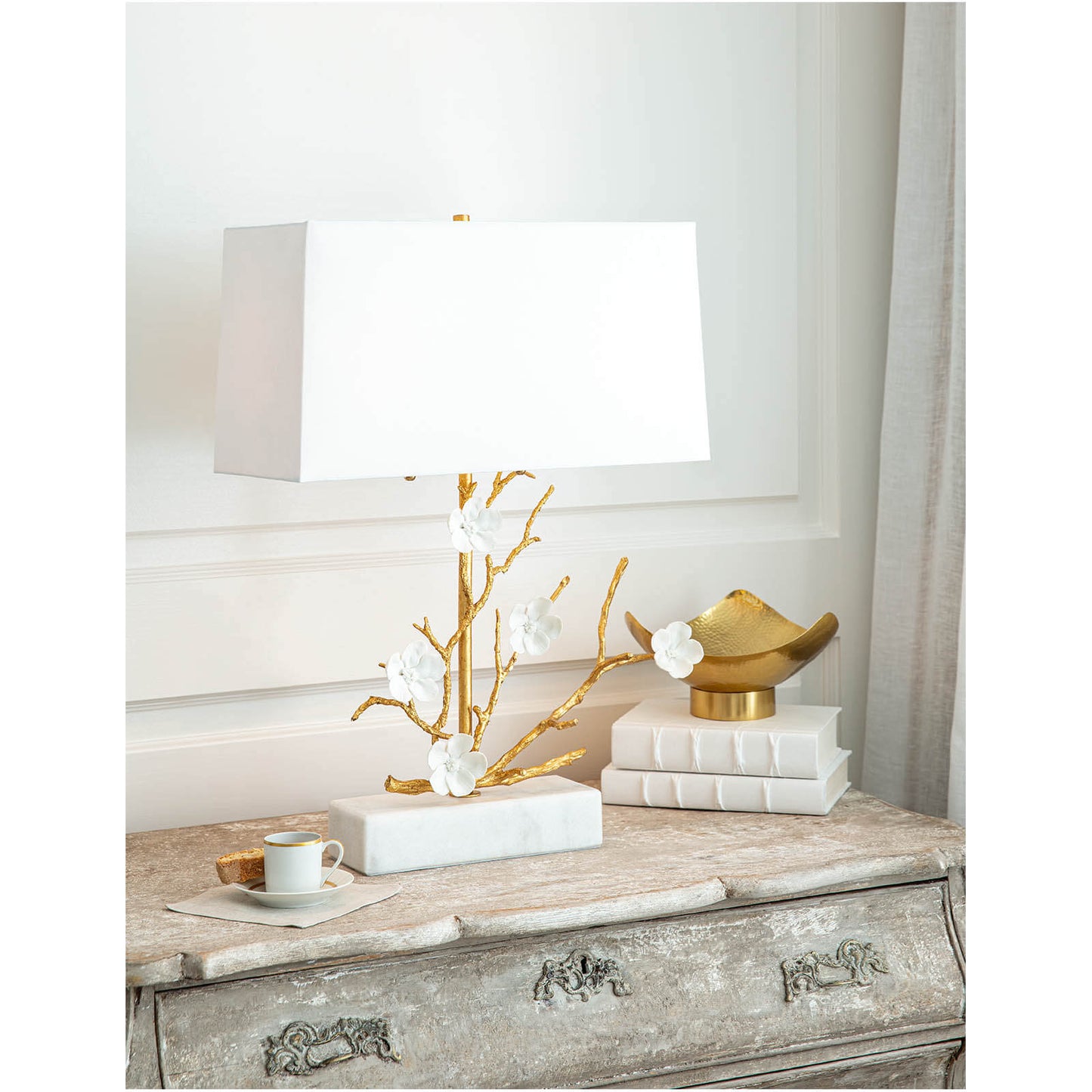 Regina Andrew Cherise Horizontal Table Lamp in Gold