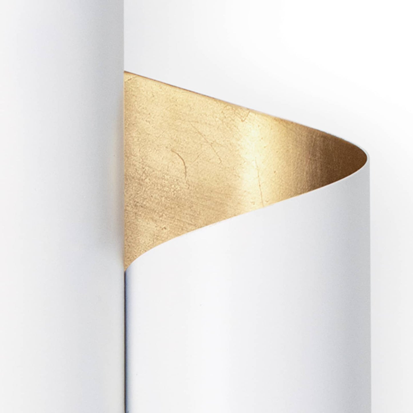 Regina Andrew Folio Sconce in White and Gold