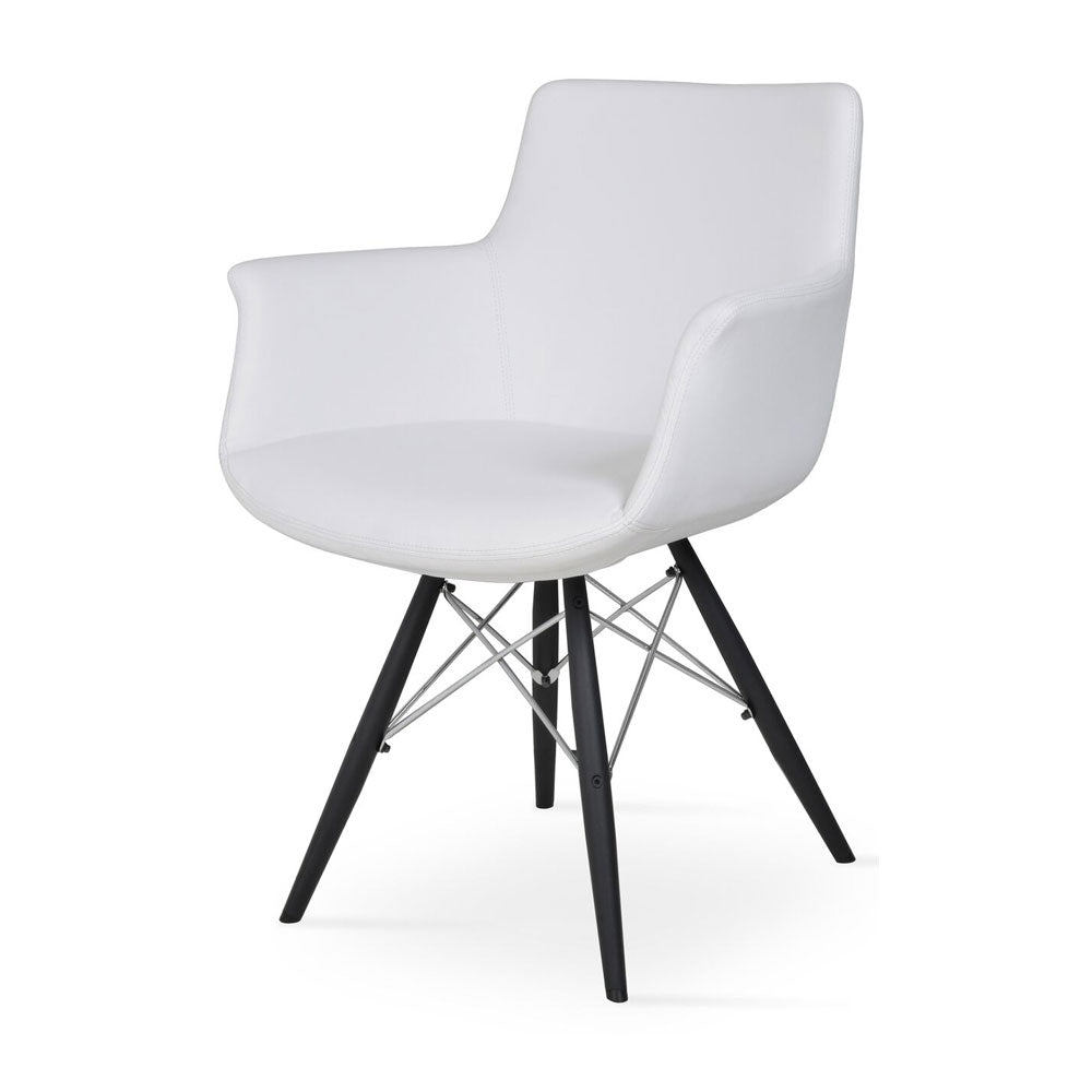 sohoConcept Bottega MW Armchair Leather