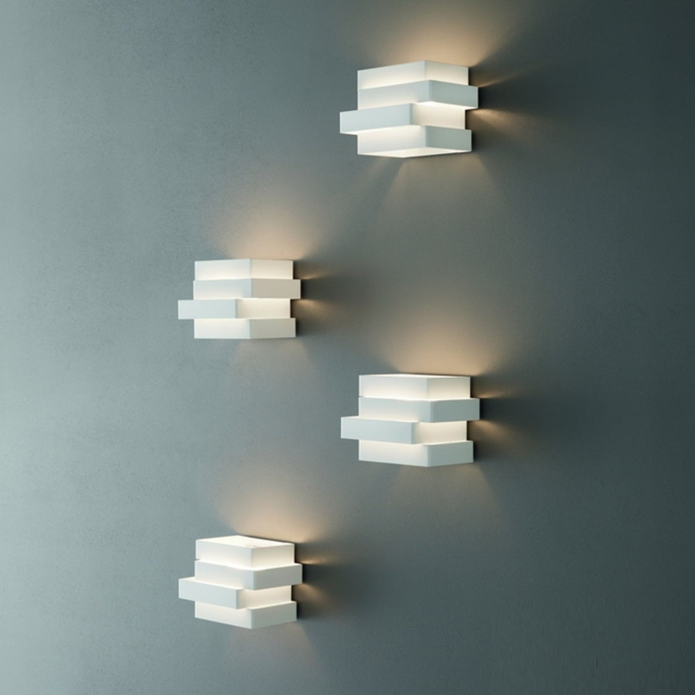 Karboxx Escape Cube Wall Light