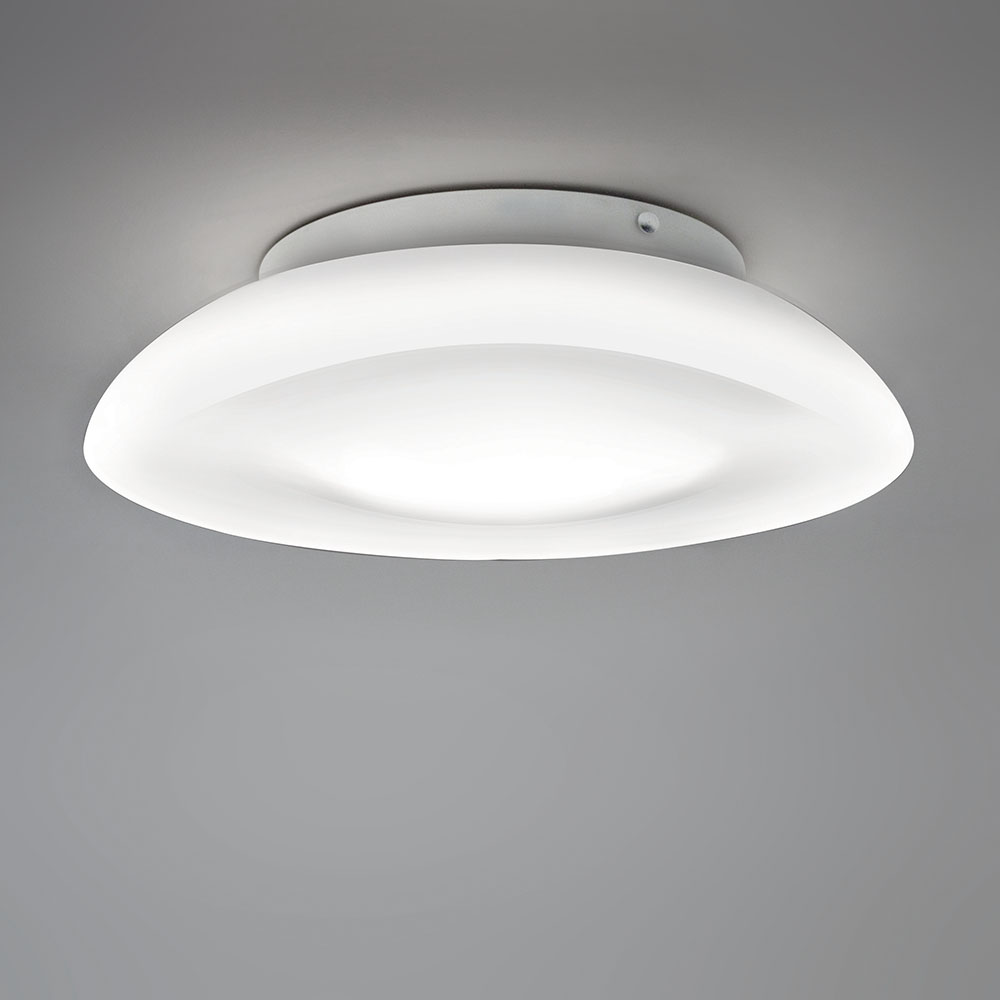 Artemide Lunex 17-inch Round White Wall Ceiling Light Rd502411