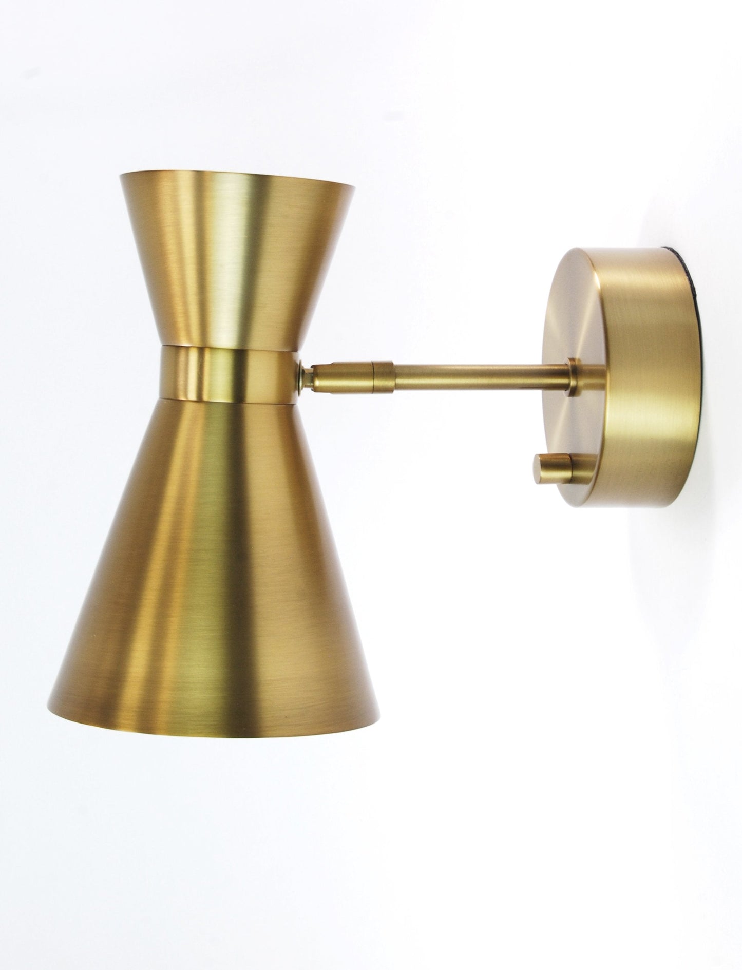 Antique Brass Cordless Wall Sconce | Modern Lighting 2